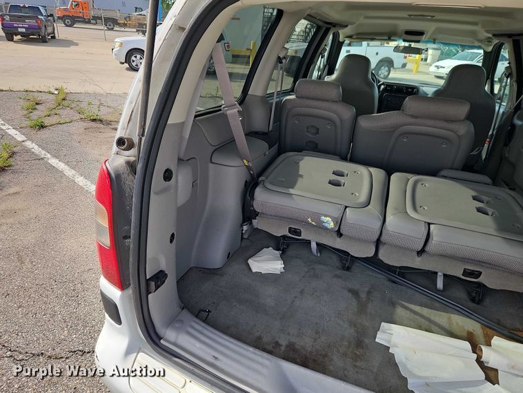 image for item FN5621 2003 Chevrolet Venture van
