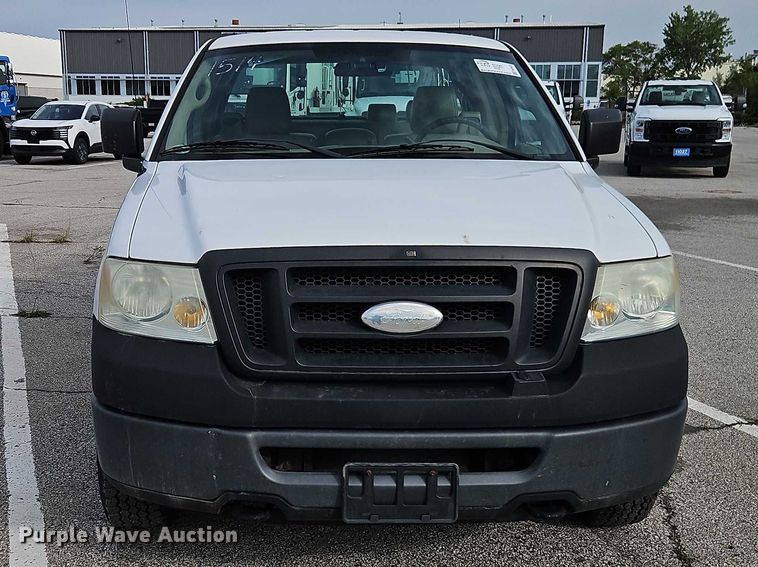 image for item FN5622 2006 Ford F150 XL Ext. Cab pickup truck