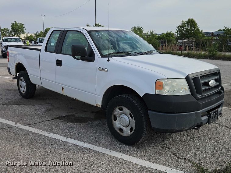 image for item FN5622 2006 Ford F150 XL Ext. Cab pickup truck