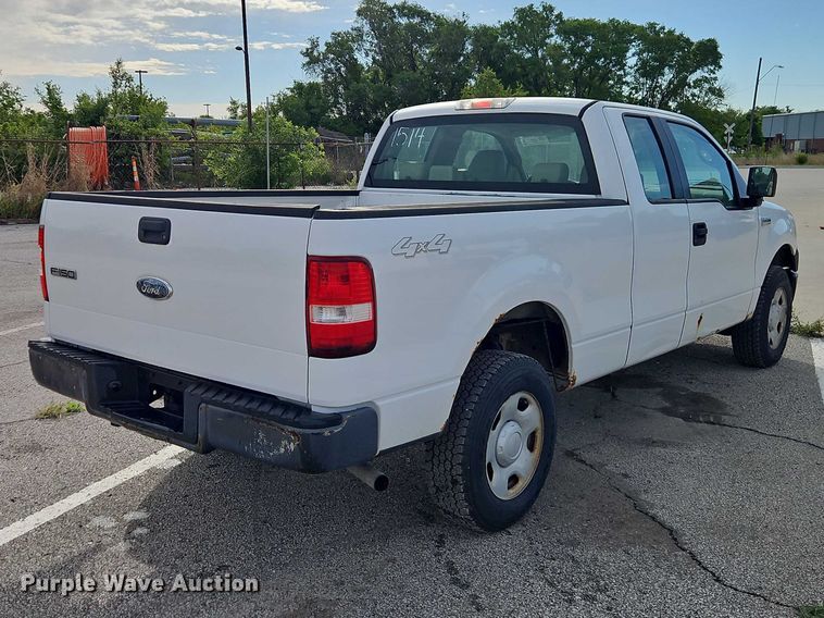 image for item FN5622 2006 Ford F150 XL Ext. Cab pickup truck