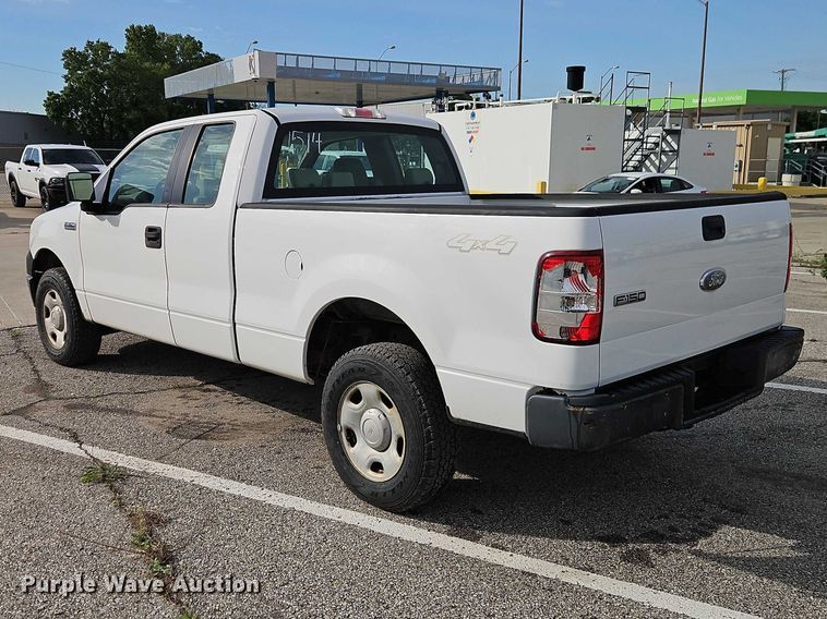 image for item FN5622 2006 Ford F150 XL Ext. Cab pickup truck