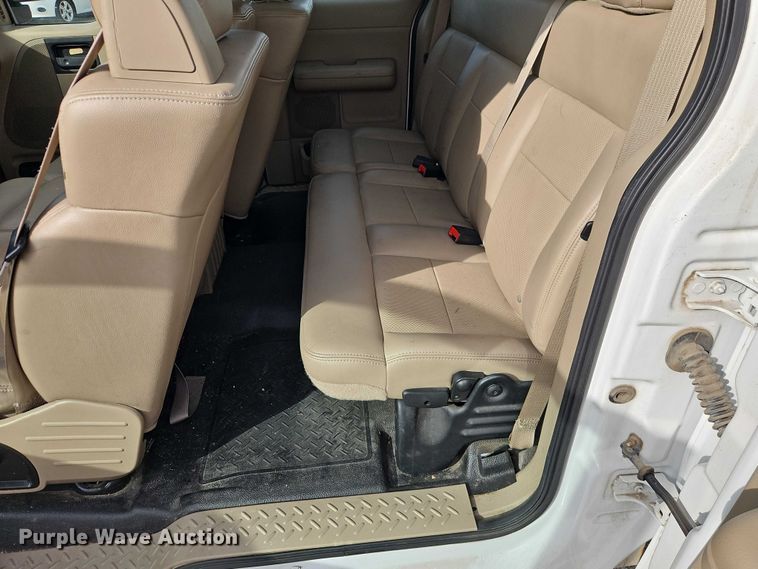 image for item FN5622 2006 Ford F150 XL Ext. Cab pickup truck