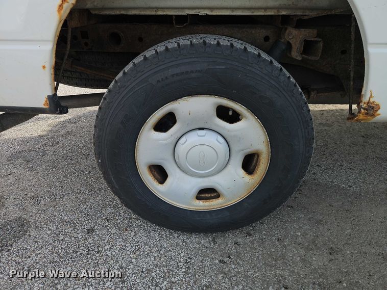 image for item FN5622 2006 Ford F150 XL Ext. Cab pickup truck