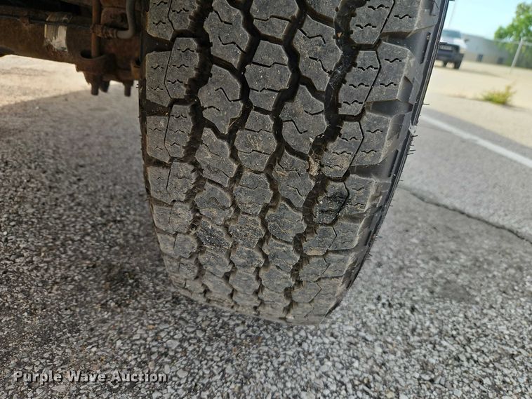 image for item FN5622 2006 Ford F150 XL Ext. Cab pickup truck