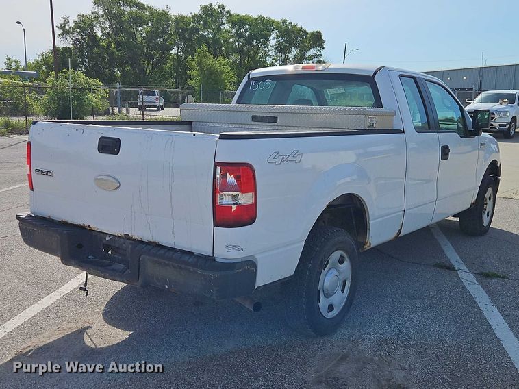 image for item FN5630 2006 Ford F150 Ext. Cab pickup truck