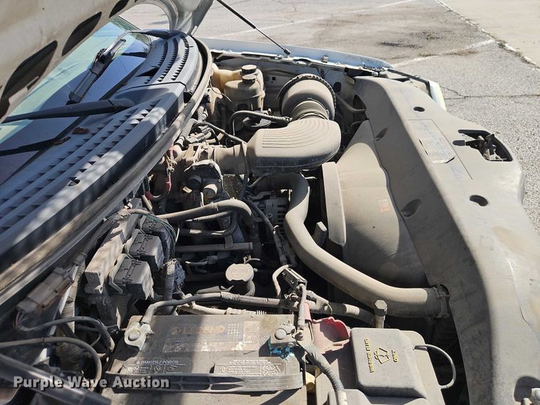 image for item FN5630 2006 Ford F150 Ext. Cab pickup truck