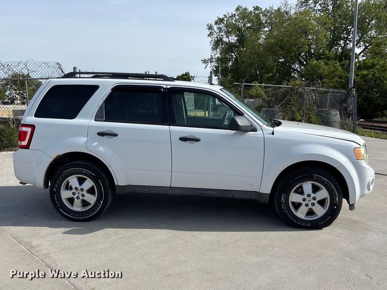 image for item FN5631 2009 Ford Escape XLT SUV