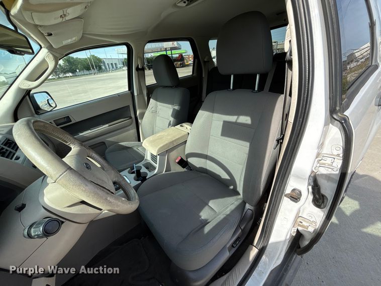image for item FN5631 2009 Ford Escape XLT SUV