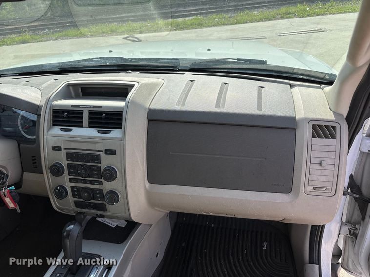 image for item FN5631 2009 Ford Escape XLT SUV