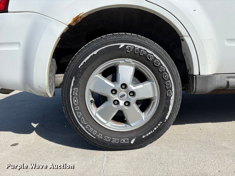 image for item FN5631 2009 Ford Escape XLT SUV