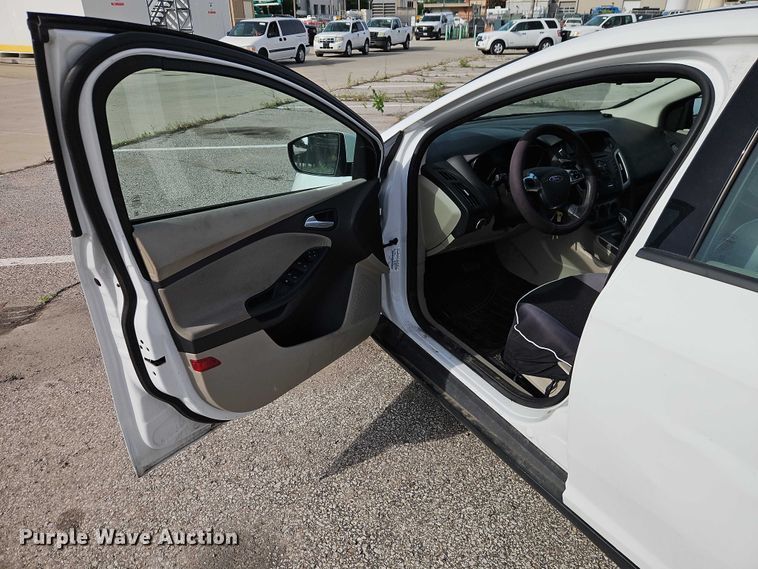 image for item FN5632 2014 Ford Focus SE 
