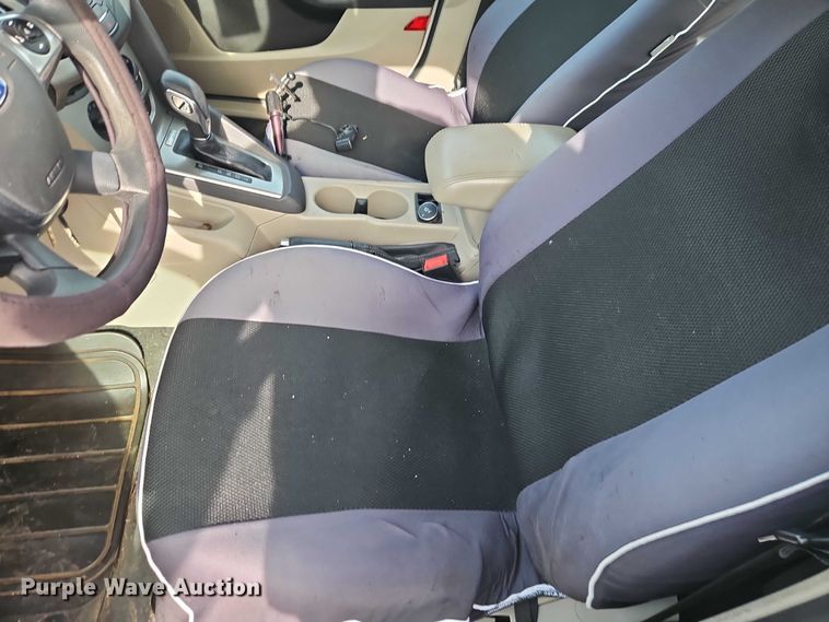 image for item FN5632 2014 Ford Focus SE 