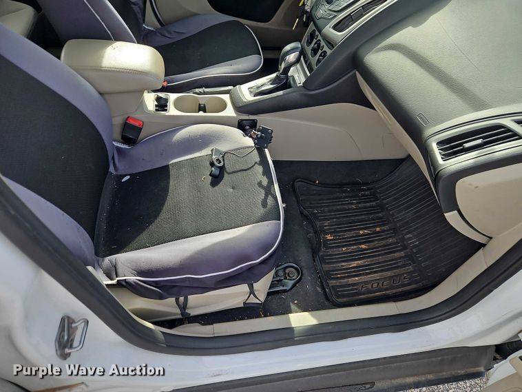 image for item FN5632 2014 Ford Focus SE 