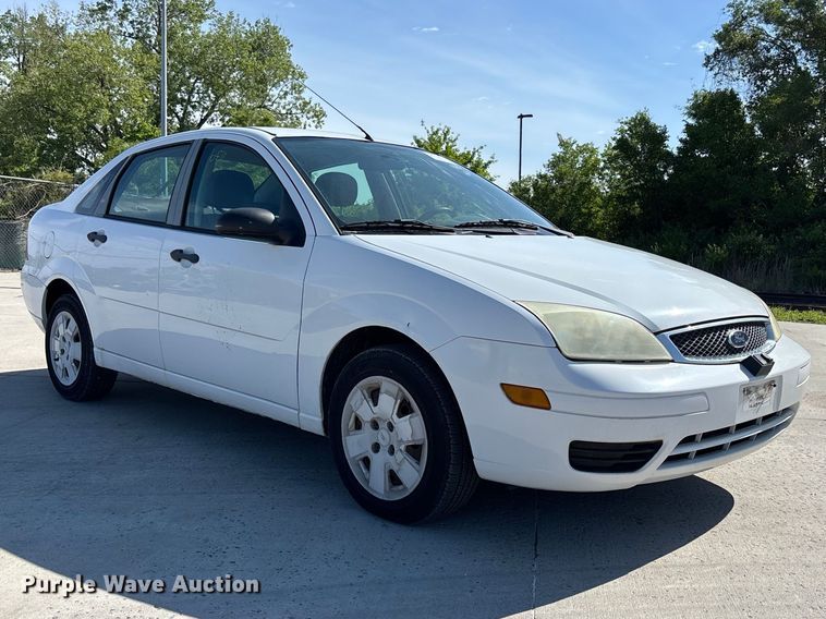 image for item FN5634 2007 Ford Focus ZX4 