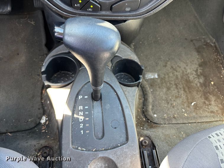 image for item FN5634 2007 Ford Focus ZX4 
