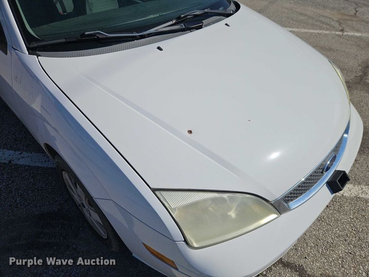 image for item FN5635 2007 Ford Focus ZX4 