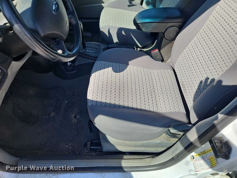 image for item FN5635 2007 Ford Focus ZX4 