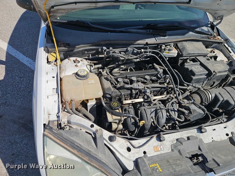 image for item FN5635 2007 Ford Focus ZX4 