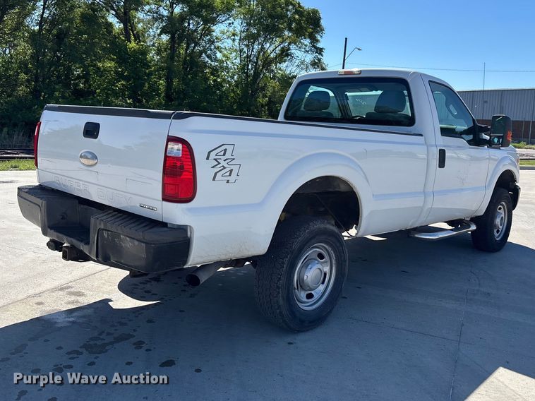 image for item FN5636 2012 Ford F350 Super Duty XL pickup truck