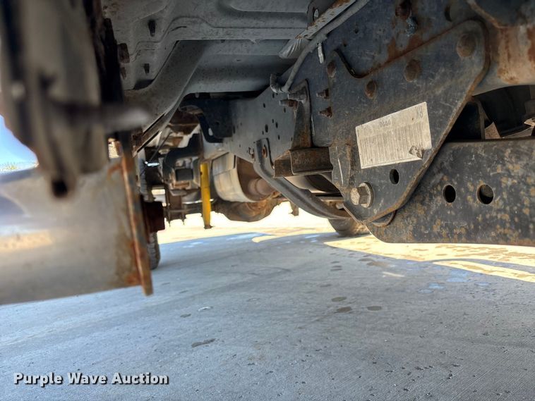 image for item FN5636 2012 Ford F350 Super Duty XL pickup truck