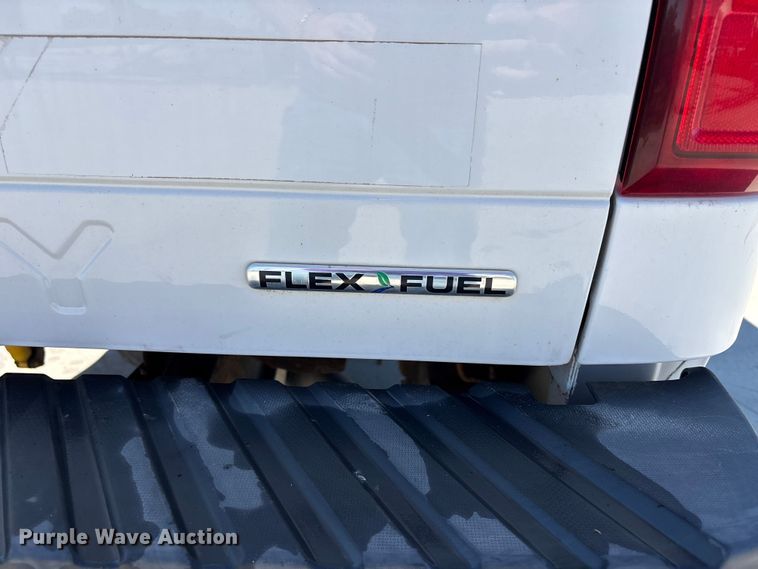 image for item FN5636 2012 Ford F350 Super Duty XL pickup truck