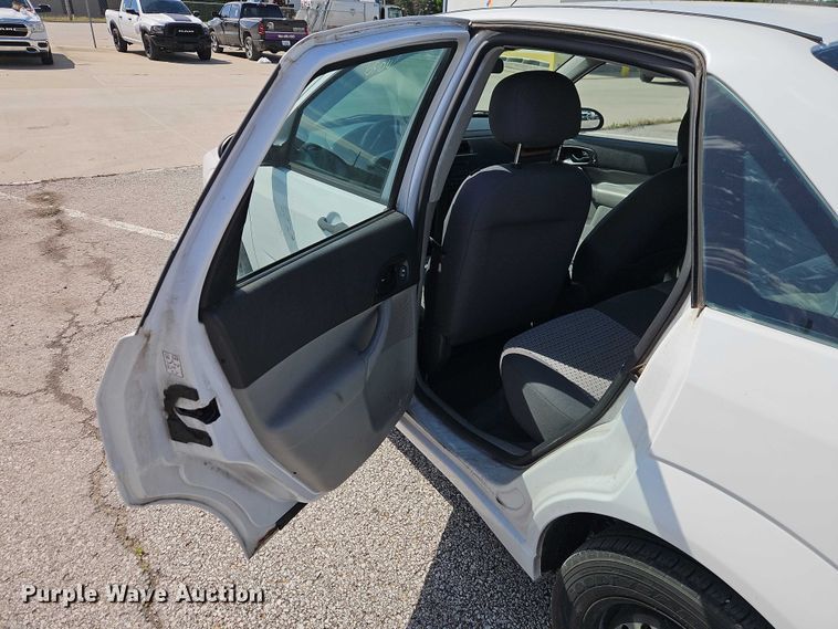 image for item FN5637 2007 Ford Focus ZX4 
