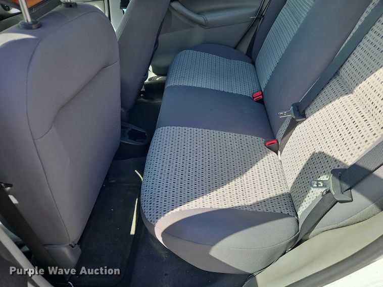 image for item FN5637 2007 Ford Focus ZX4 