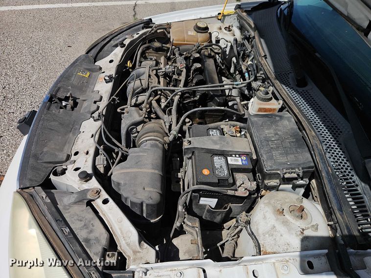 image for item FN5637 2007 Ford Focus ZX4 
