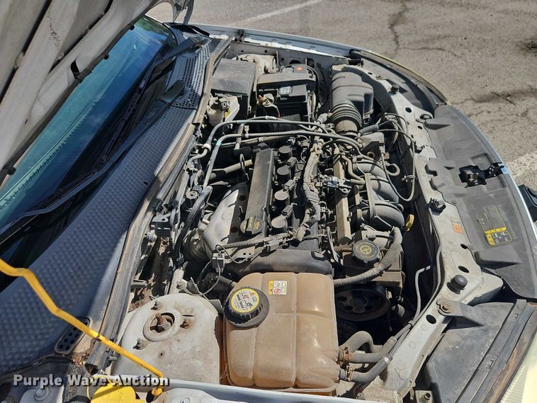 image for item FN5637 2007 Ford Focus ZX4 