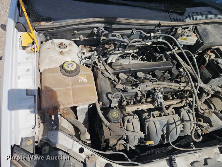 image for item FN5637 2007 Ford Focus ZX4 