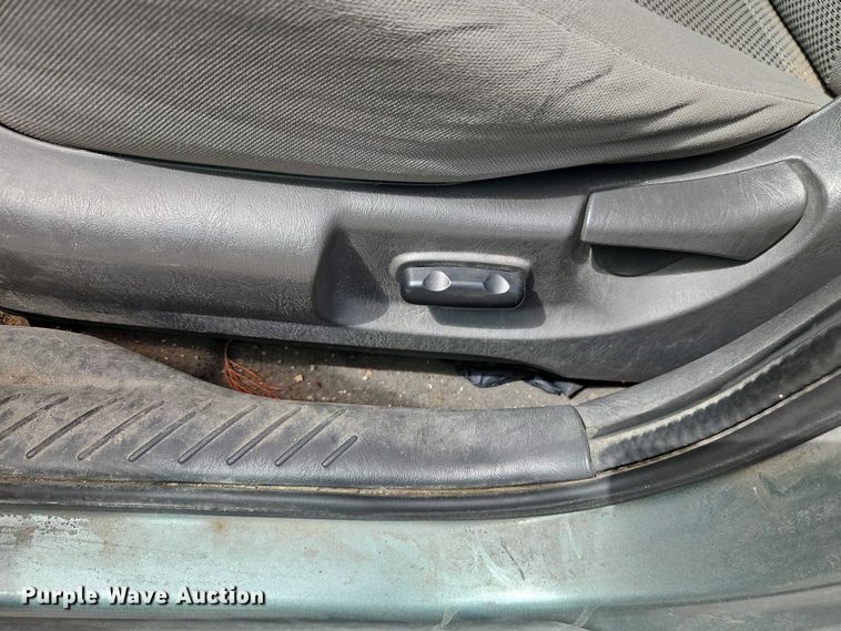 image for item FN5639 2005 Ford Escape XLT SUV