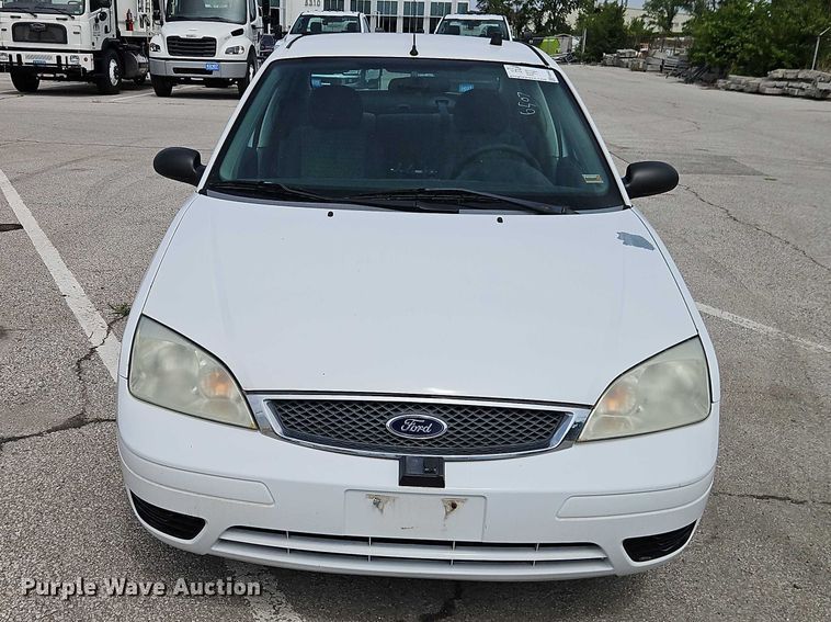 image for item FN5640 2007 Ford Focus 