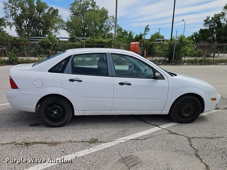 image for item FN5640 2007 Ford Focus 