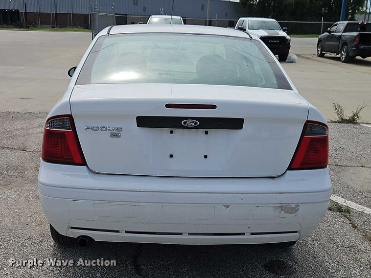 image for item FN5640 2007 Ford Focus 