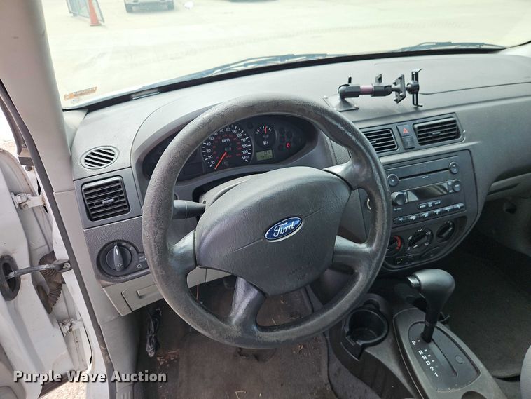 image for item FN5640 2007 Ford Focus 