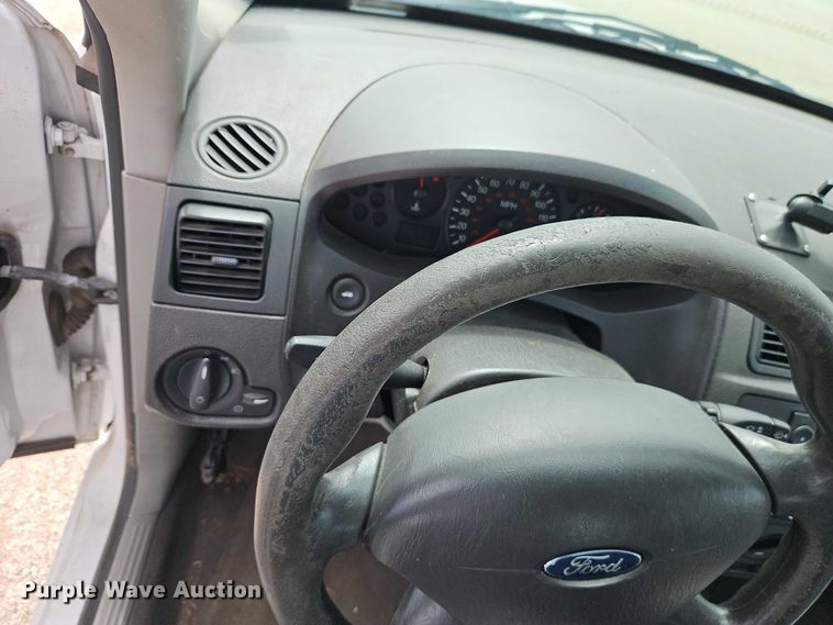 image for item FN5640 2007 Ford Focus 