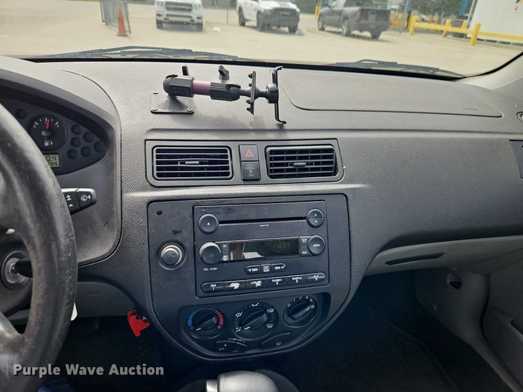 image for item FN5640 2007 Ford Focus 