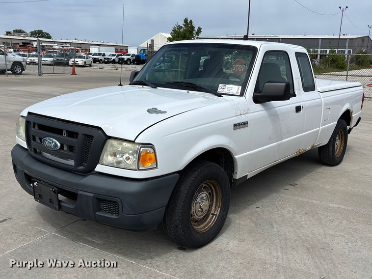 image for item FN5642 2006 Ford Ranger Ext. Cab pickup truck