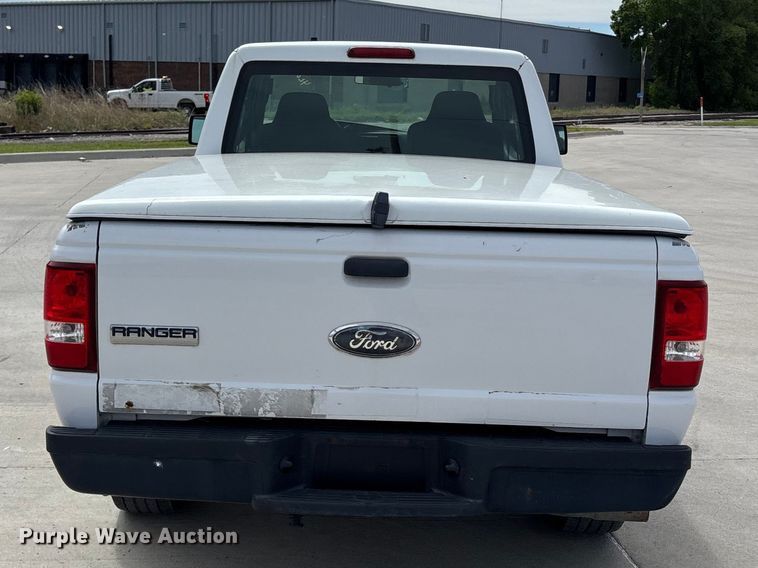 image for item FN5642 2006 Ford Ranger Ext. Cab pickup truck