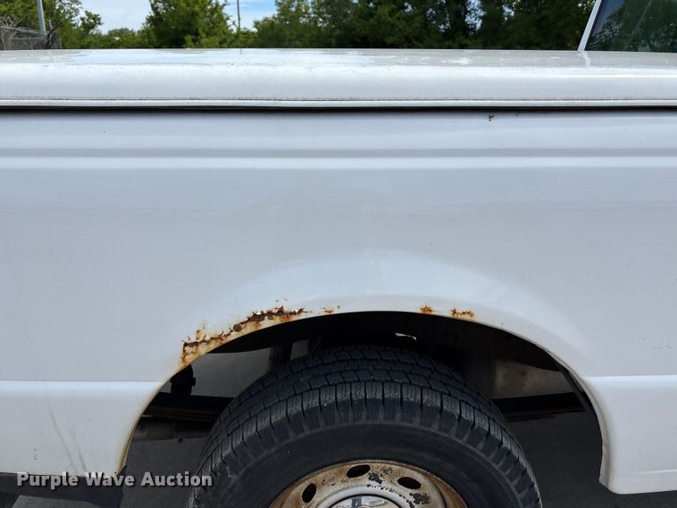 image for item FN5642 2006 Ford Ranger Ext. Cab pickup truck
