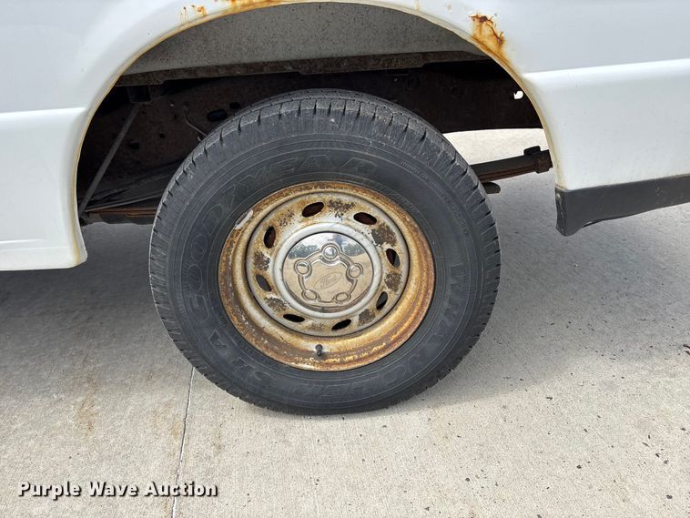 image for item FN5642 2006 Ford Ranger Ext. Cab pickup truck