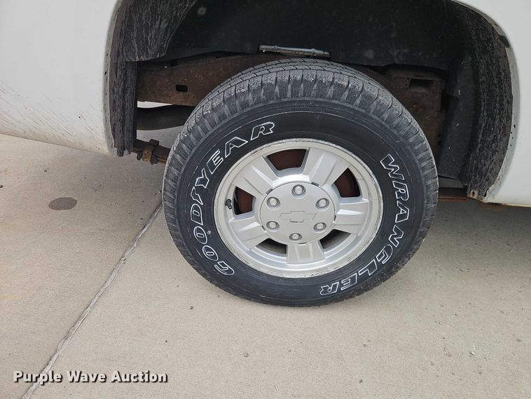 image for item FN5645 2006 Chevrolet Colorado pickup truck