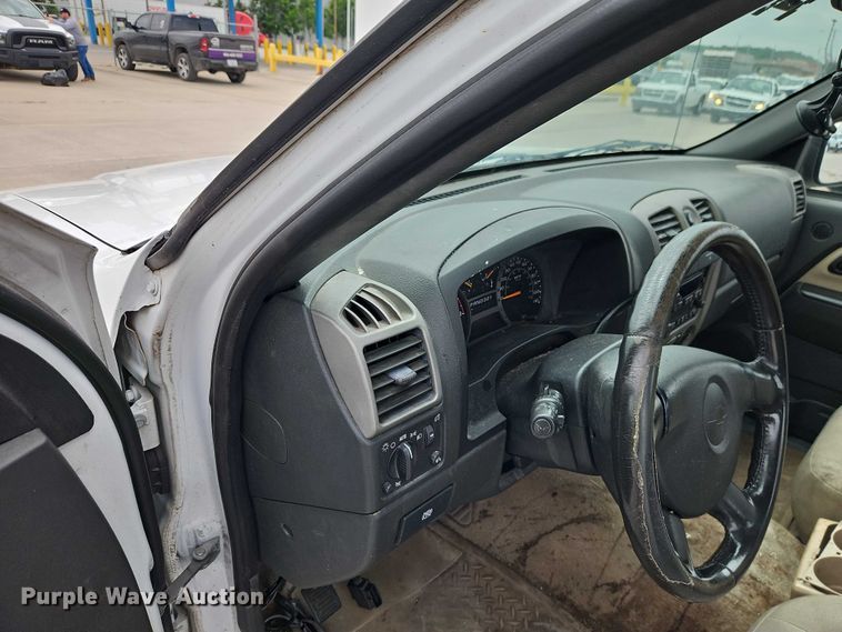 image for item FN5647 2006 Chevrolet Colorado pickup truck