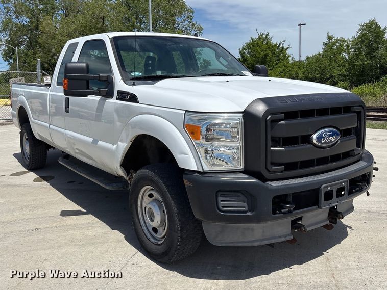 image for item FN5648 2012 Ford F350 Ext. Cab pickup truck