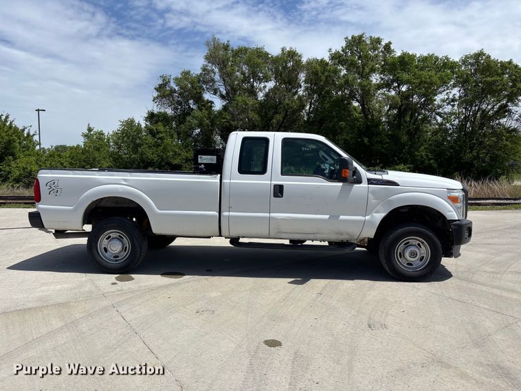 image for item FN5648 2012 Ford F350 Ext. Cab pickup truck