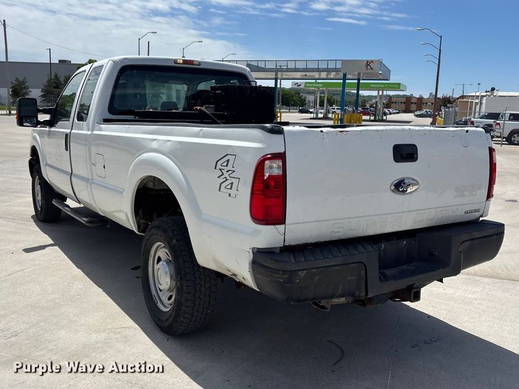 image for item FN5648 2012 Ford F350 Ext. Cab pickup truck