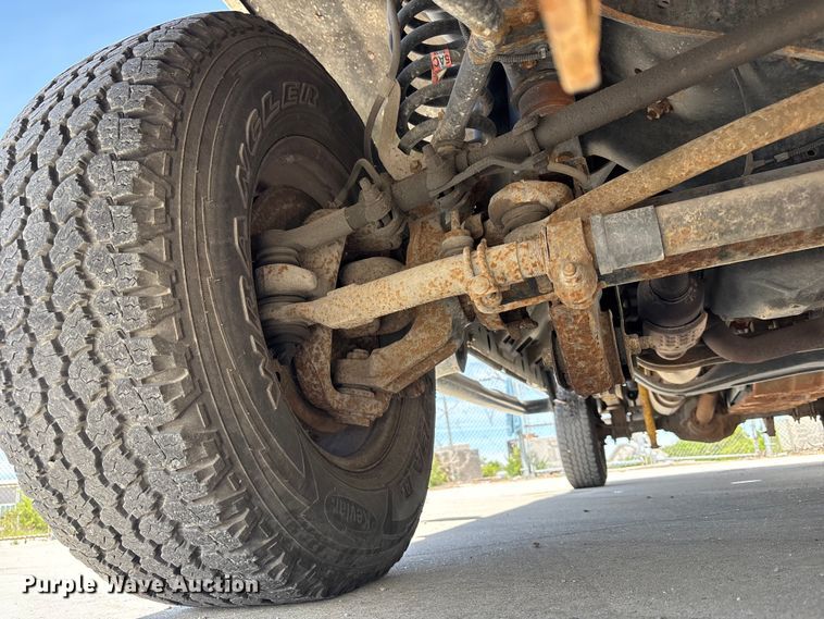 image for item FN5648 2012 Ford F350 Ext. Cab pickup truck