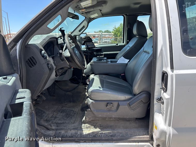 image for item FN5648 2012 Ford F350 Ext. Cab pickup truck