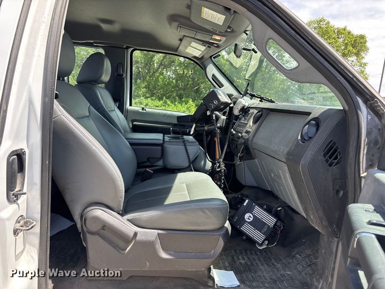 image for item FN5648 2012 Ford F350 Ext. Cab pickup truck