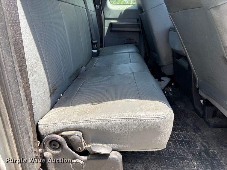 image for item FN5648 2012 Ford F350 Ext. Cab pickup truck